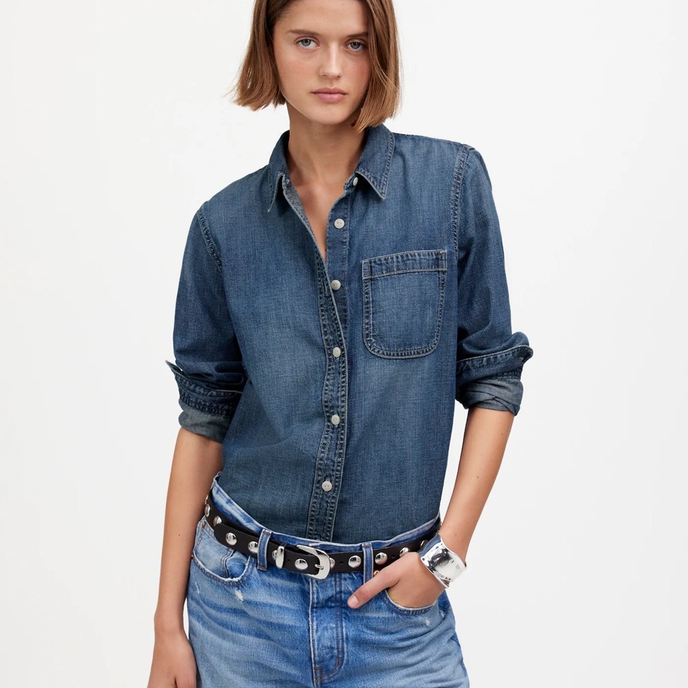 Madewell - Women's Blue Denim Button Down - Small